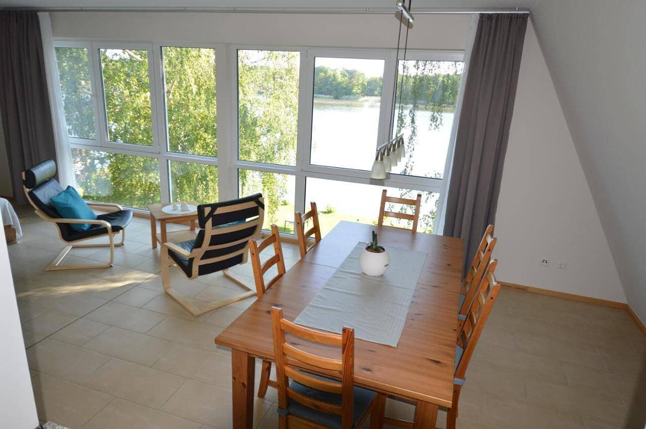 Foto 2 von 14: One-Bedroom Apartment with Lake View