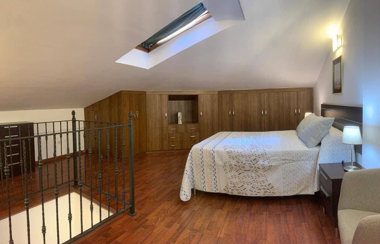 Foto 4 von 26: Duplex Apartment