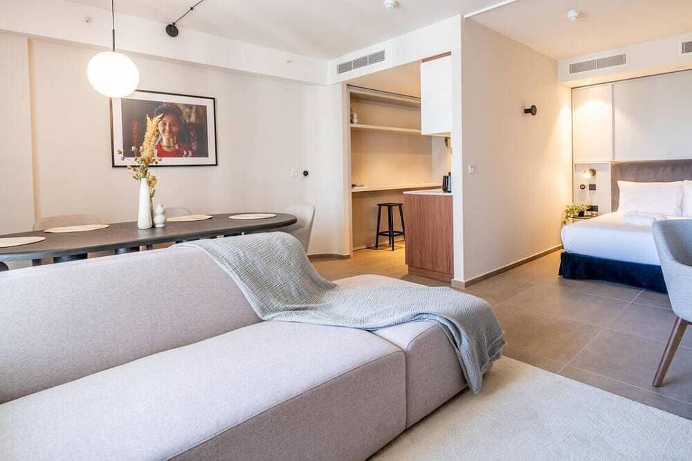Foto 7 von 30: The Official Mercury Suites - Luxurious Apt w/WIFI