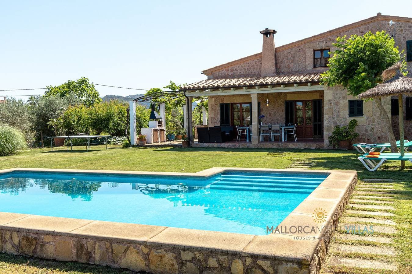 Foto 5 von 37: Villa für 8 Personen mit Terrasse