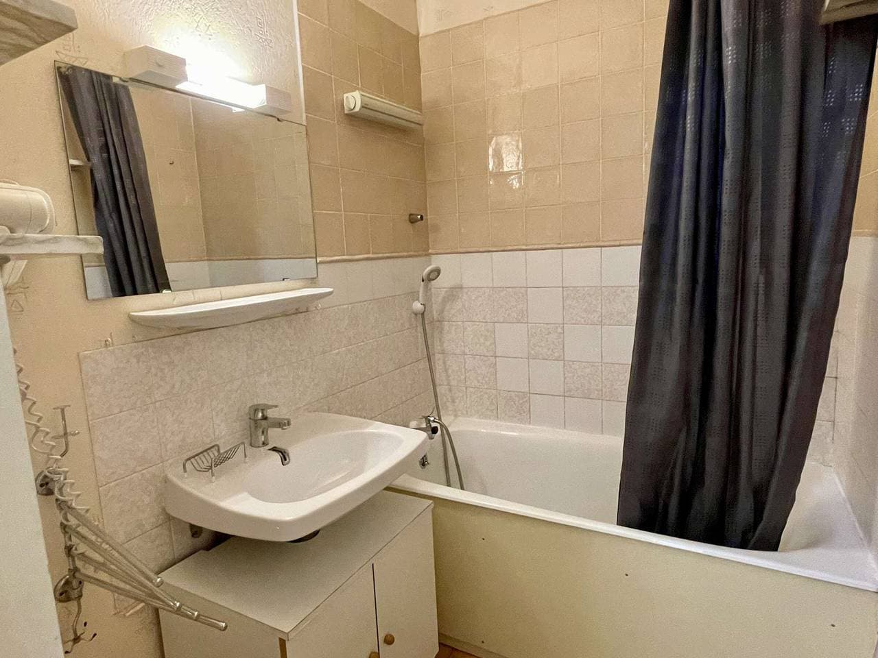 Foto 8 von 15: Studio Kabine Les Saisies, 4 Personen, zentral mit Balkon