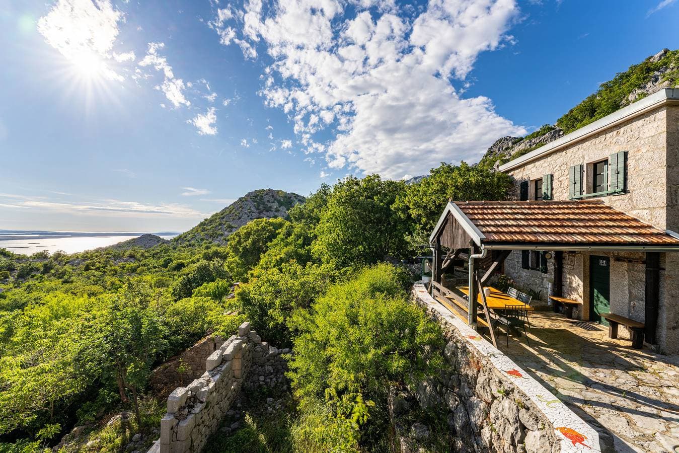Foto 8 von 61: Sea view stone house Dobroselo