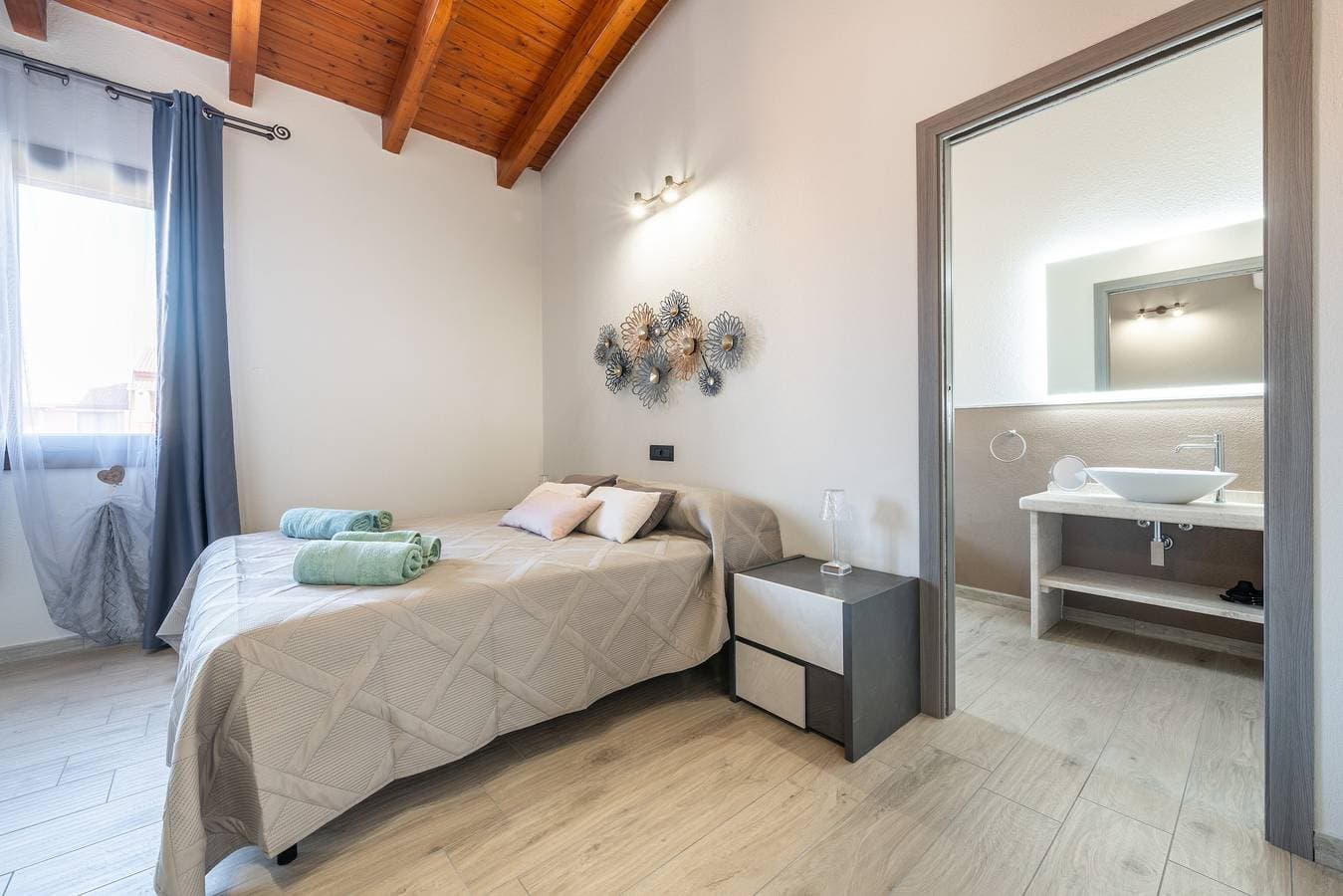 Foto 12 von 34: Ferienwohnung 'Matilde' mit Bergblick, Wi-Fi und Klimaanlage