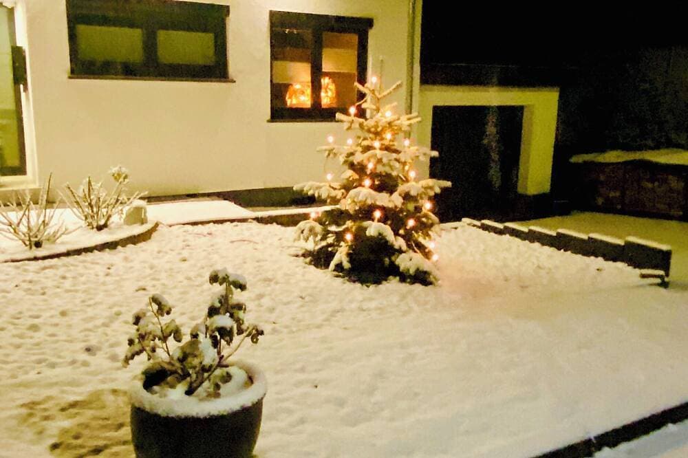 Foto 11 von 19: Fewo \"Bei Freunden\"  Gemütliche Ferienwohnung am Waldrand  Kinderfreundlich