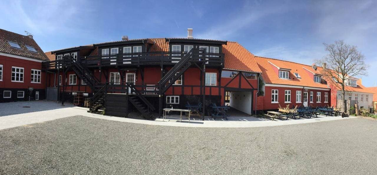 Foto 2 von 12: Standard Double or Twin Room