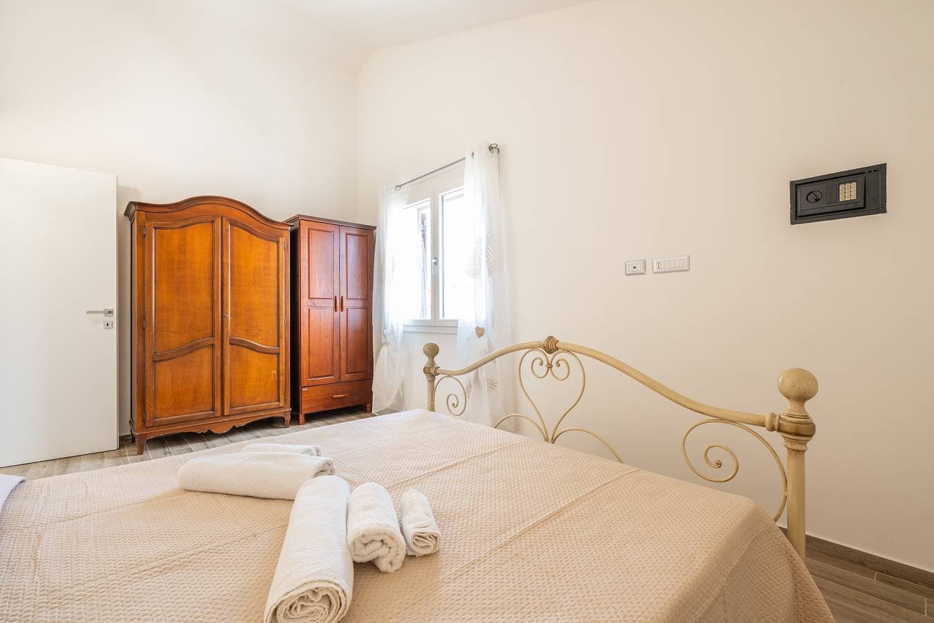Foto 11 von 26: Ferienwohnung 'Casa Vacanze Alba Mar' mit Balkon, WLAN und Klimaanlage