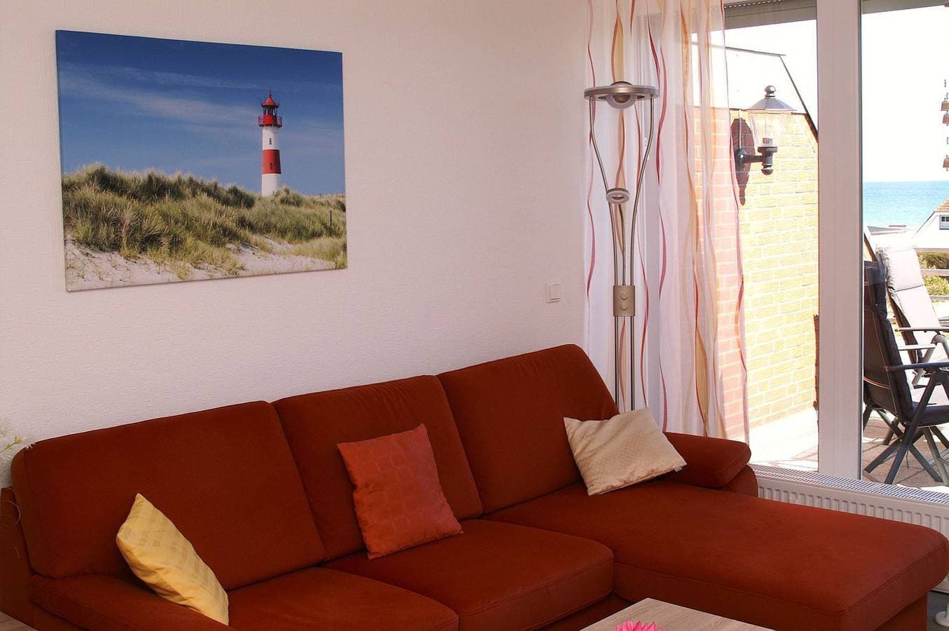 Foto 10 von 25: Traumhafter Blick auf die Ostsee... direkt hinterm Deich!