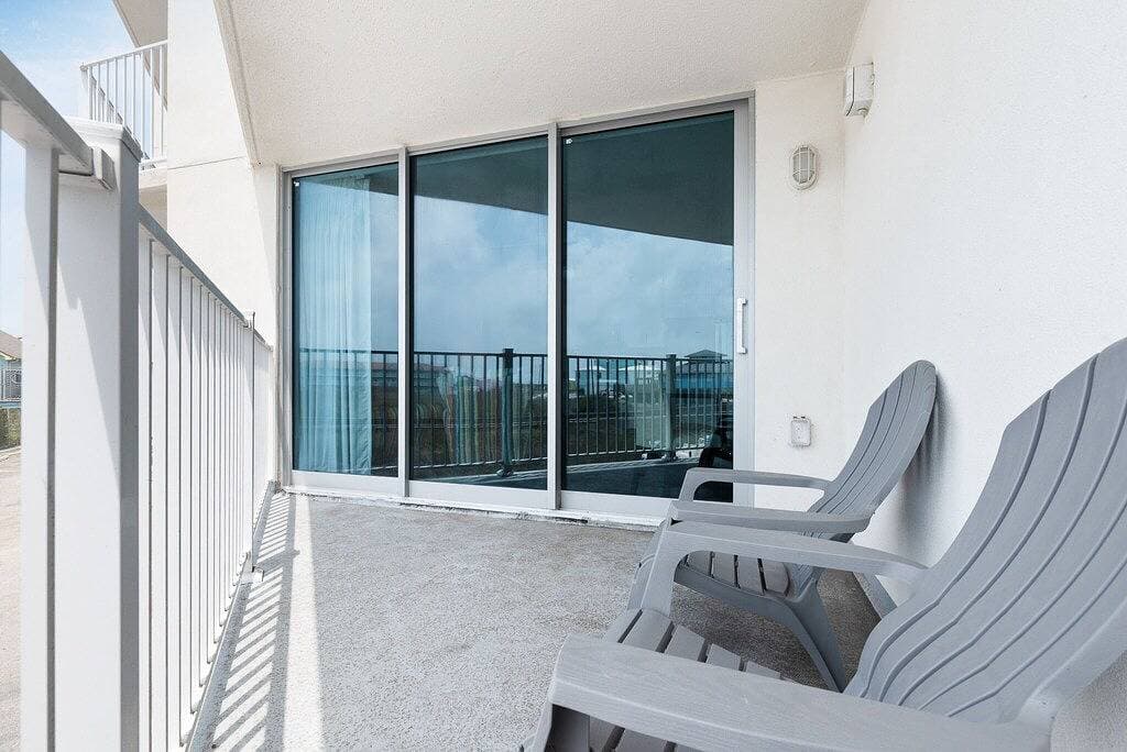 Foto 12 von 16: Sandcastle Condominium Unit 132