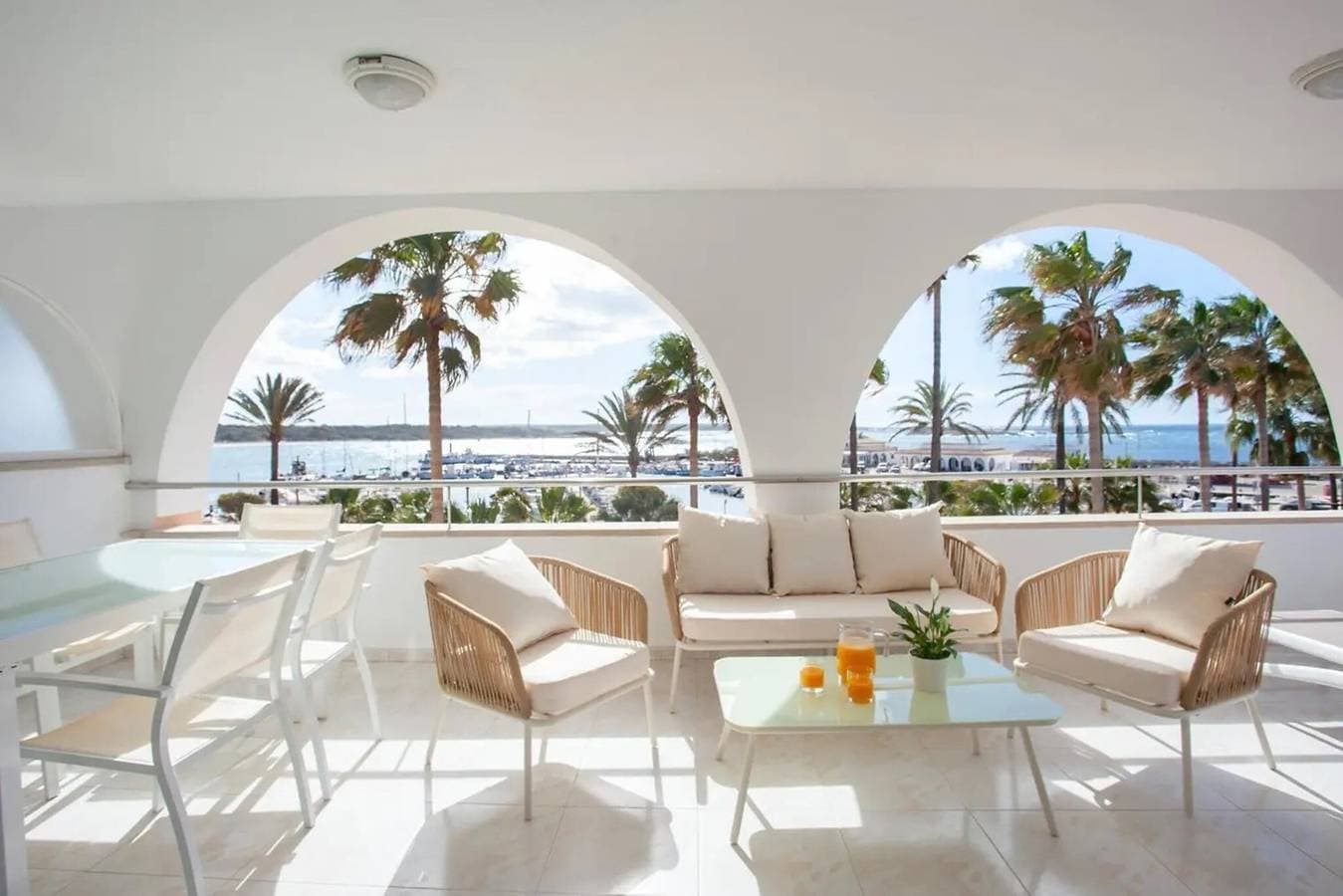 Foto 9 von 28: Apartment 'Edificio Puerto - 1 Zimmer F2' mit Meerblick, WLAN und Klimaanlage