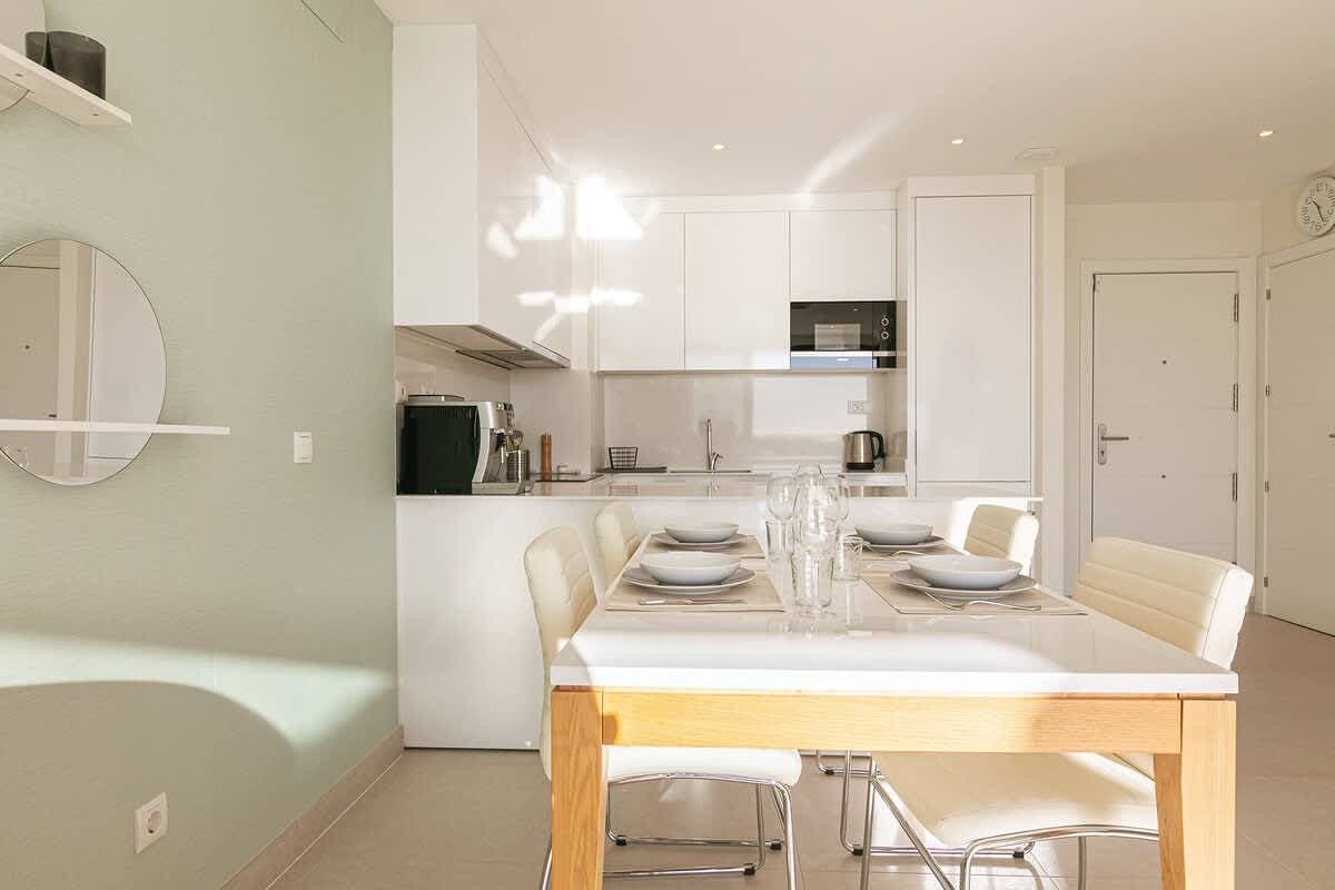 Foto 12 von 57: Duplex Penthouse with Sea Views, Steps to Golf