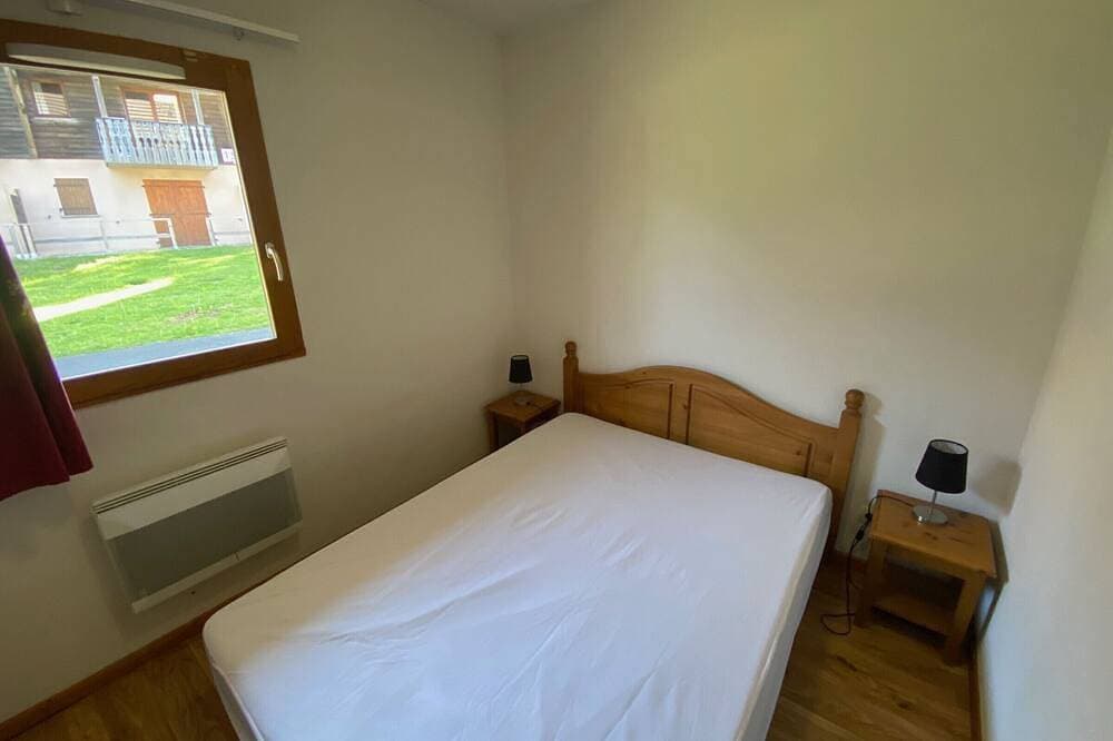 Foto 2 von 15: Zwei ruhige Zimmer mit Pool in Super-Besse