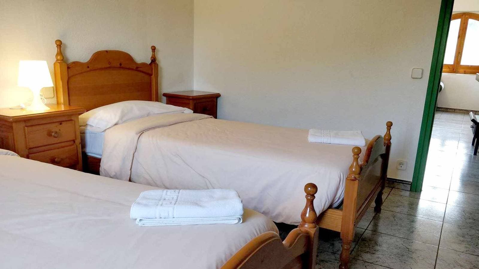 Foto 13 von 44: Ferienwohnung 'Mas El Carrer - Verd' mit Gemeinschaftspool, Gemeinschaftsgarten und Wi-Fi