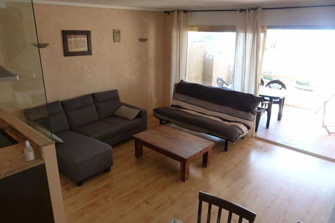Foto 6 von 11: Two-Bedroom Apartment