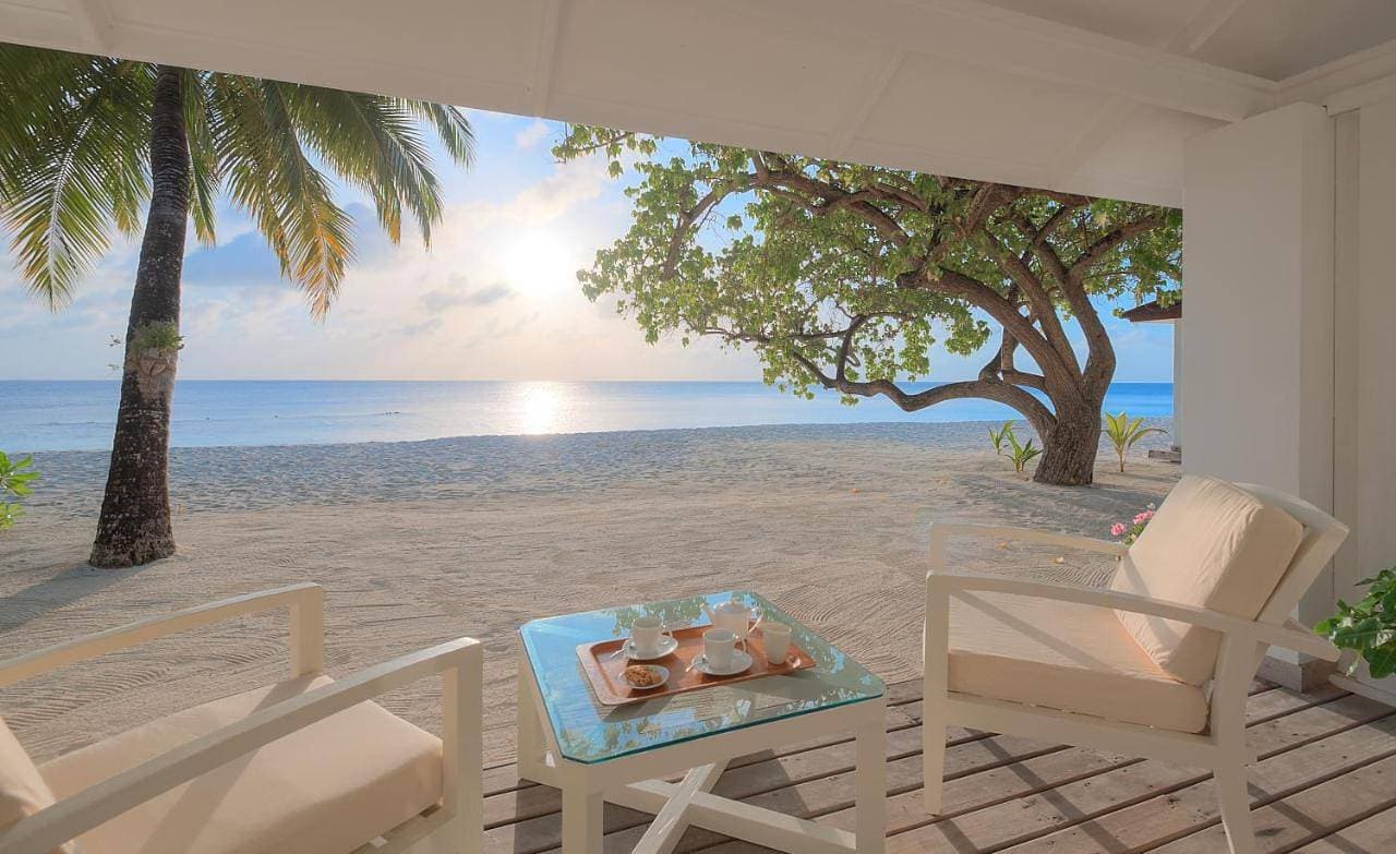 Foto 10 von 12: Beach Front Villa