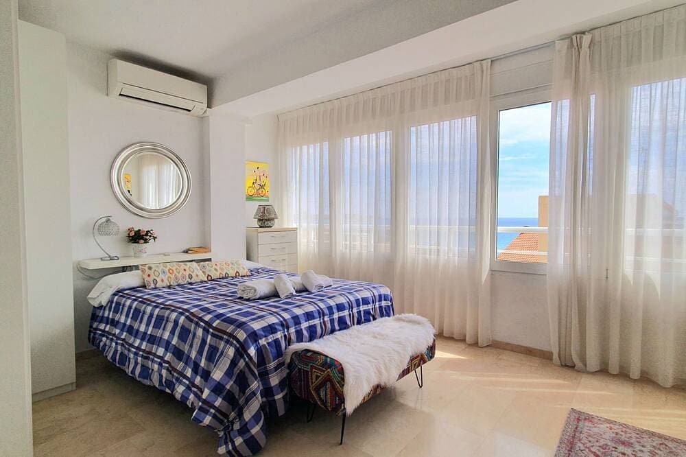Foto 3 von 27: Estudio Playa Postiguet