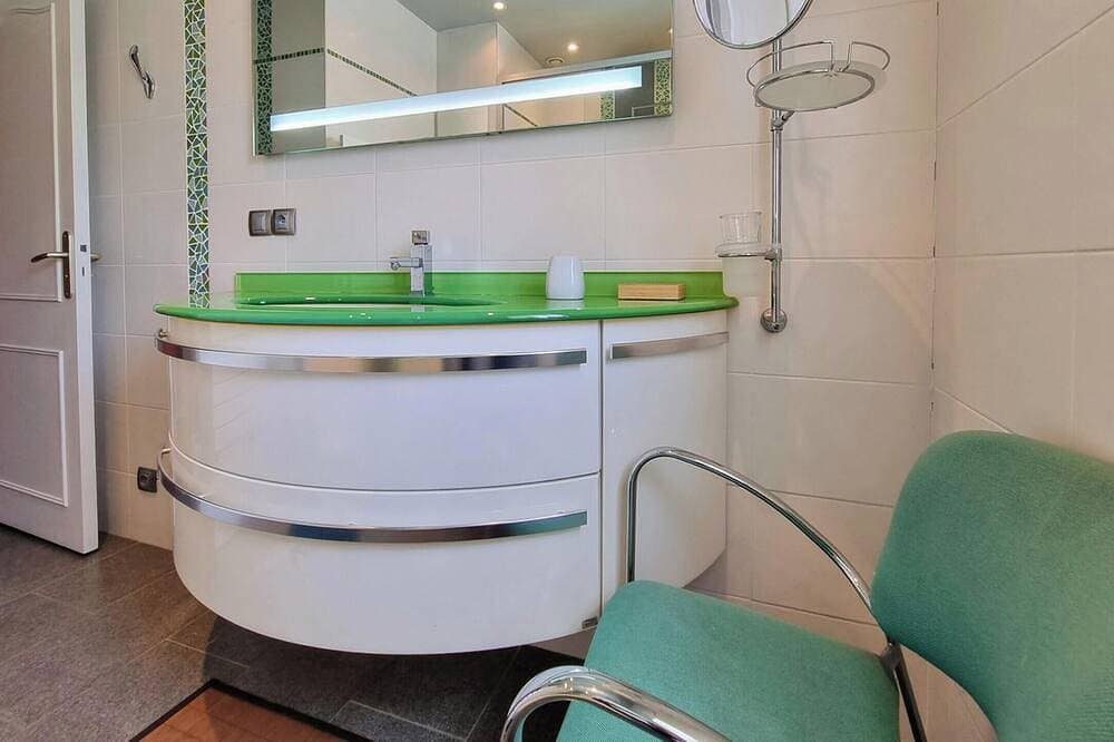 Foto 9 von 30: Geräumige Villa mit Spa und privatem Garten - Nahe Paris