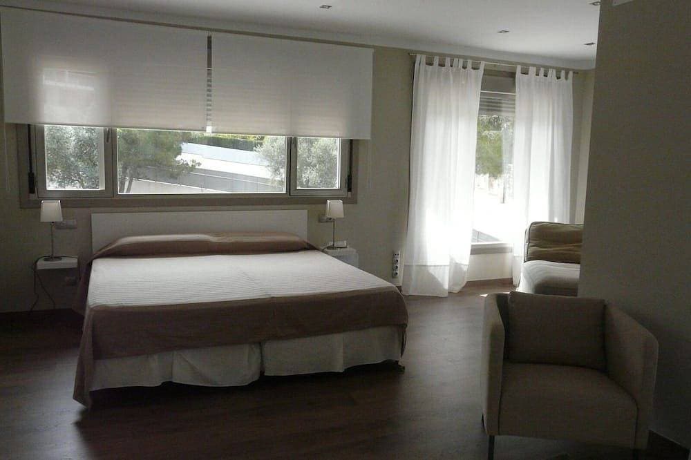Foto 5 von 28: Moderne Villa mit Pool und schläft 8