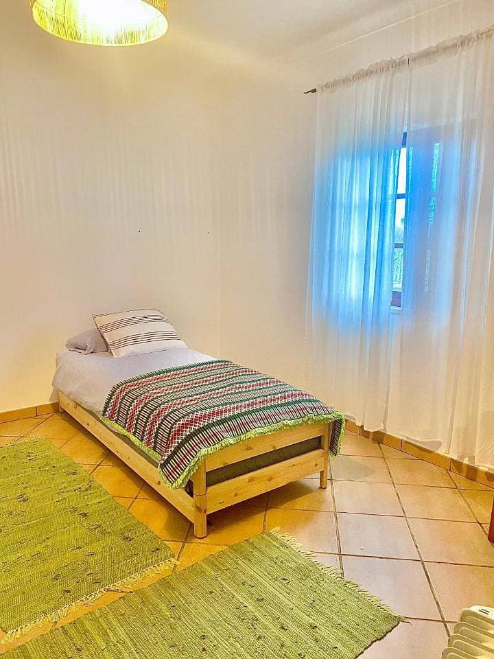 Foto 13 von 13: Three-Bedroom House