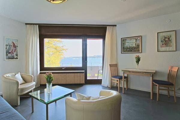 Foto 8 von 10: Seeblick-Ferienwohnung Strandweg mit Seezugang - Überlingen am Bodensee