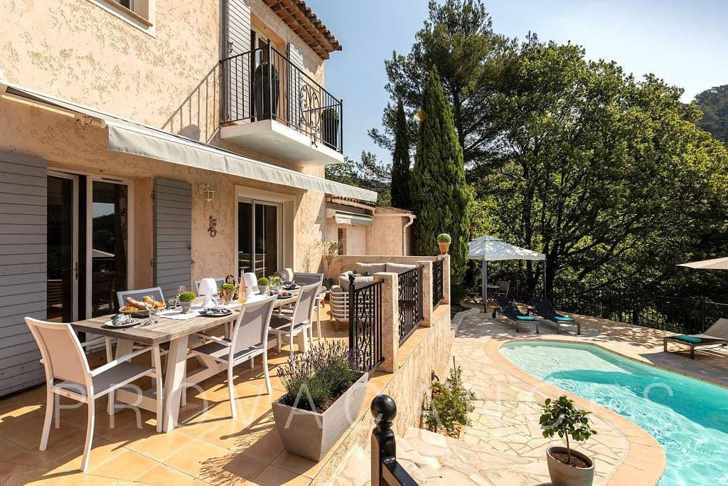 Foto 6 von 60: Schönes Ferienhaus mit Aussicht in Draguignan