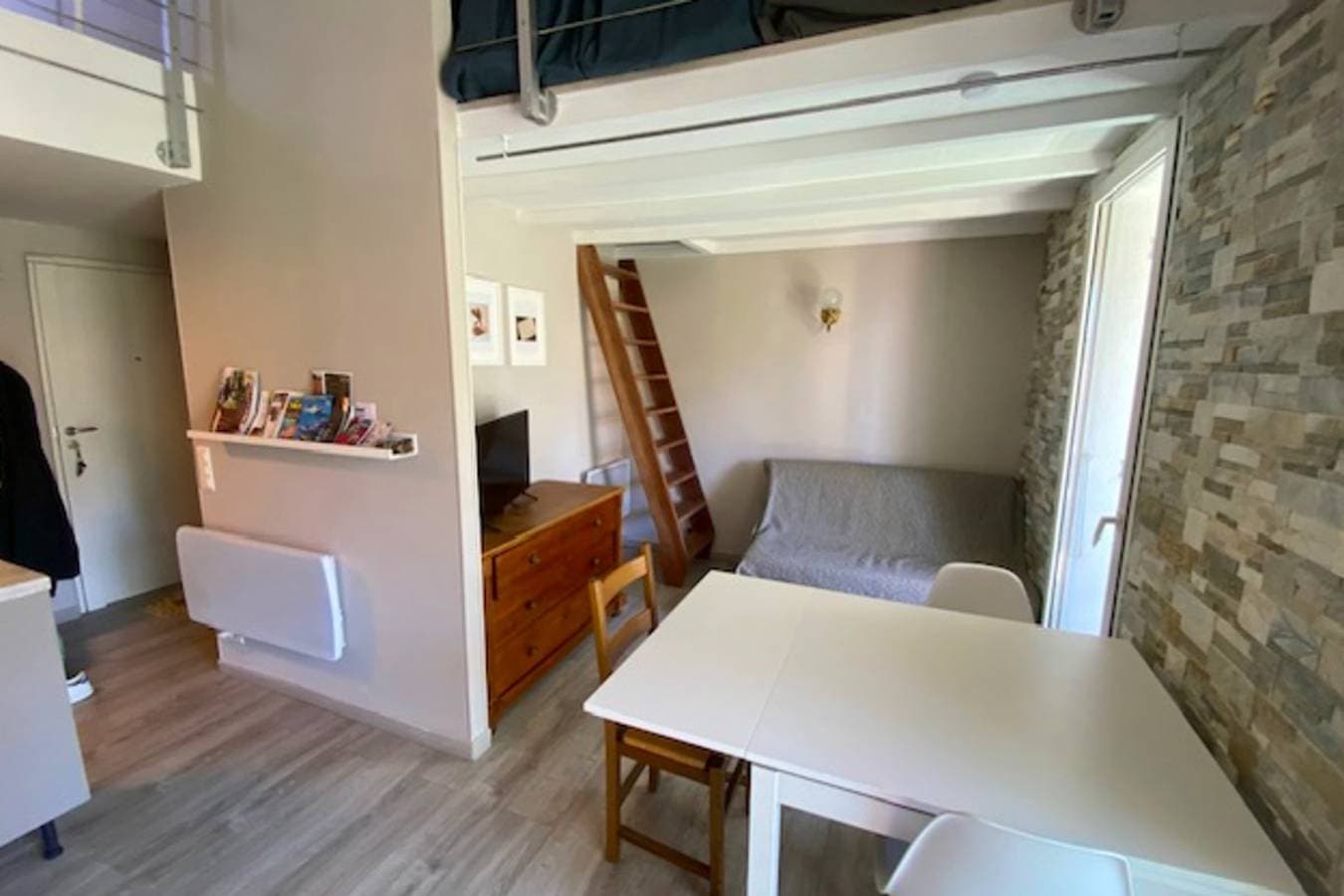 Foto 3 von 18: Ferienwohnung für 4 Personen mit Balkon