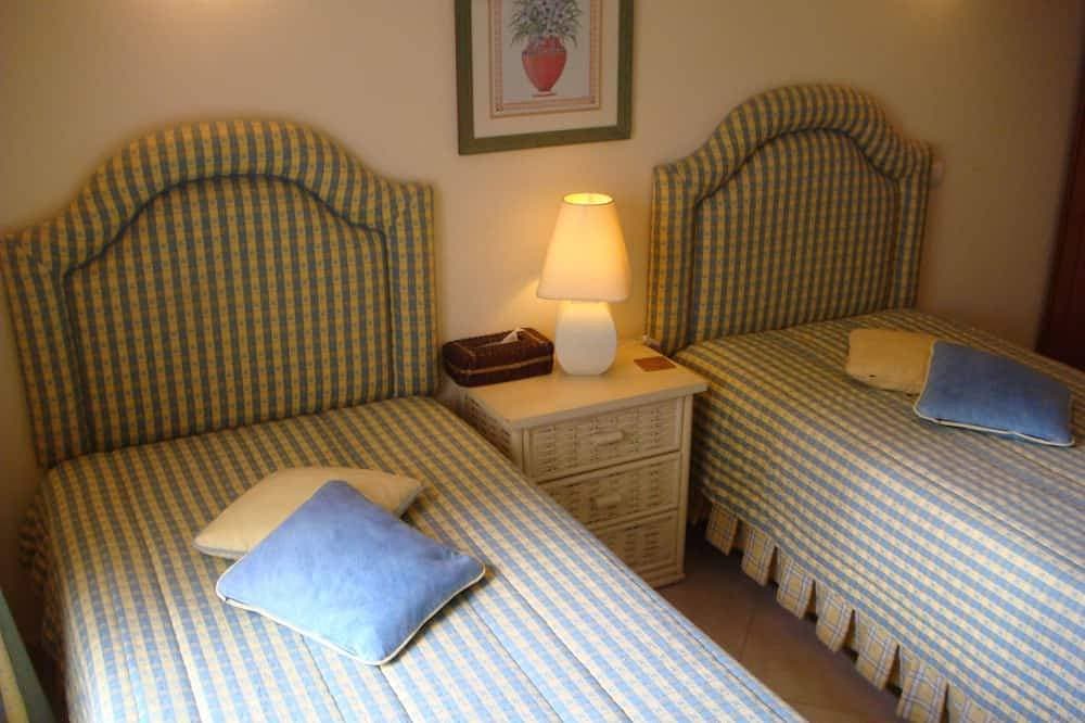 Foto 2 von 17: T1 Vila da Praia, Alvor in Wohnanlage mit Pool Free Wifi. 1957 / Al
