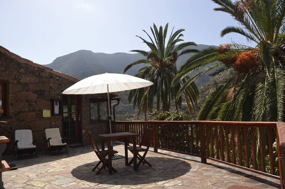 C. Rural Risco Padrón: Beautiful old house in an environment of total tranquility 1