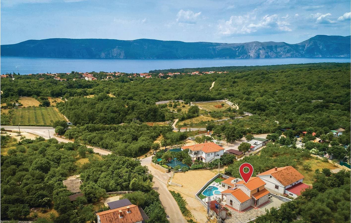 Foto 5 von 53: Gemütliche Ferienwohnung mit Pool, Parkplatz und WLAN, 1,5 km vom Strand von Jert entfernt