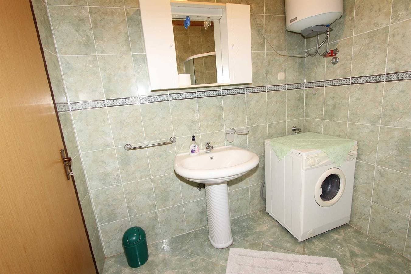 Foto 5 von 15: Giorgia Ferienwohnung mit 1 Schlafzimmer mit Terrasse 2