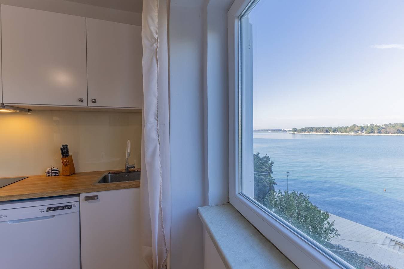 Foto 2 von 16: Altstadtwohnung mit Meerblick in Poreč