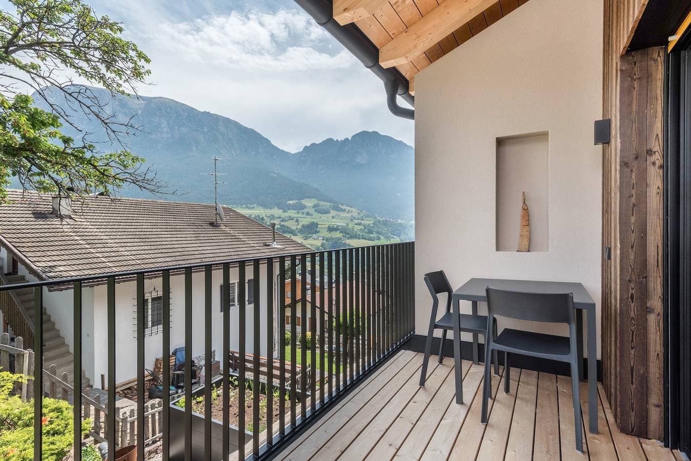 Foto 6 von 28: Aumia Ferienwohnung Turmalin" mit Bergblick und Terrasse