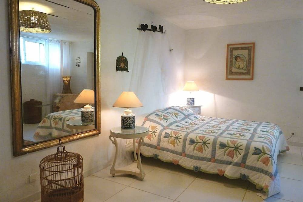 Foto 4 von 25: Charming cocoon for 4p in nature, space, infinity pool