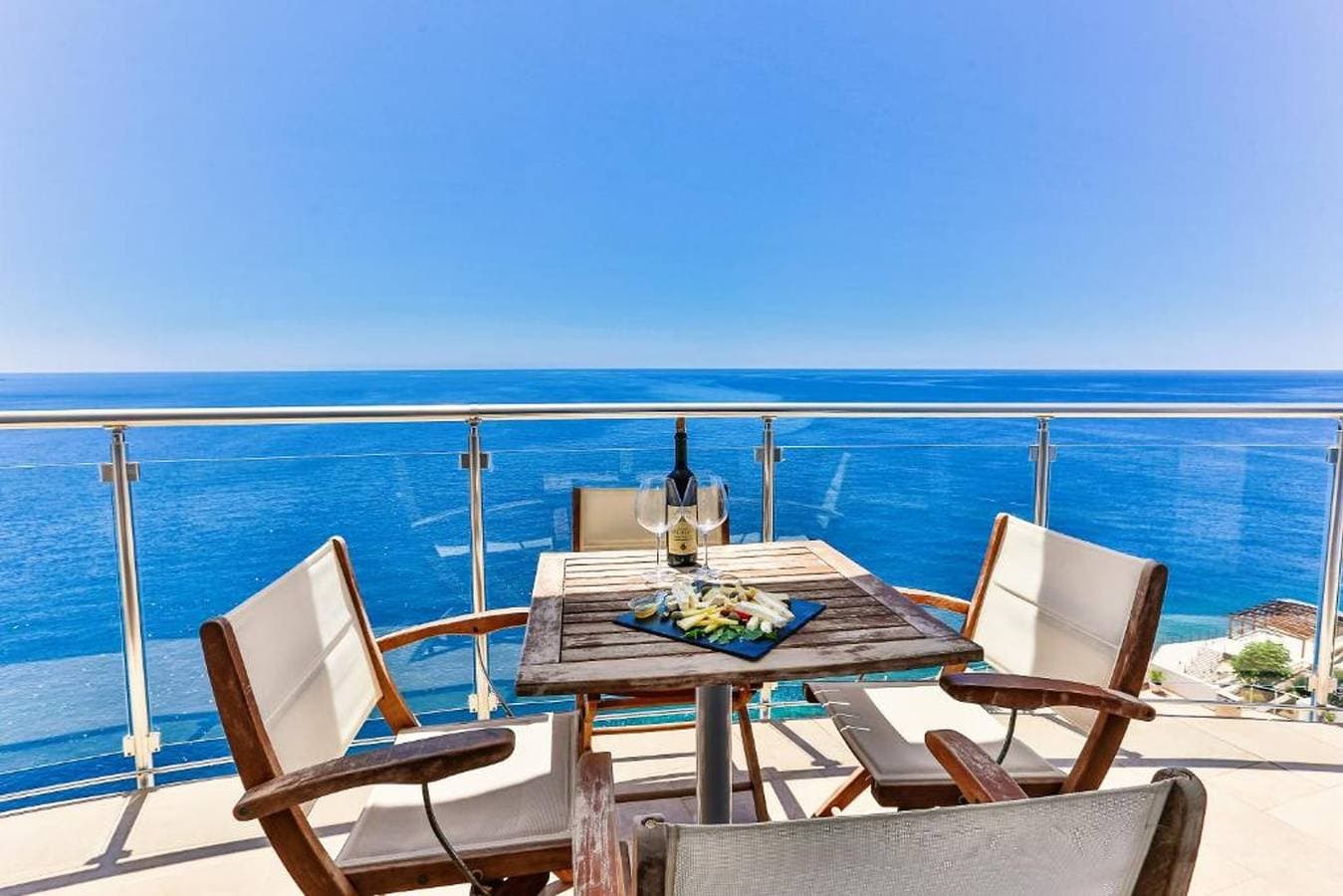 Moderne Wohnung mit Meerblick in Dobra Voda, 95 m², Pool 1