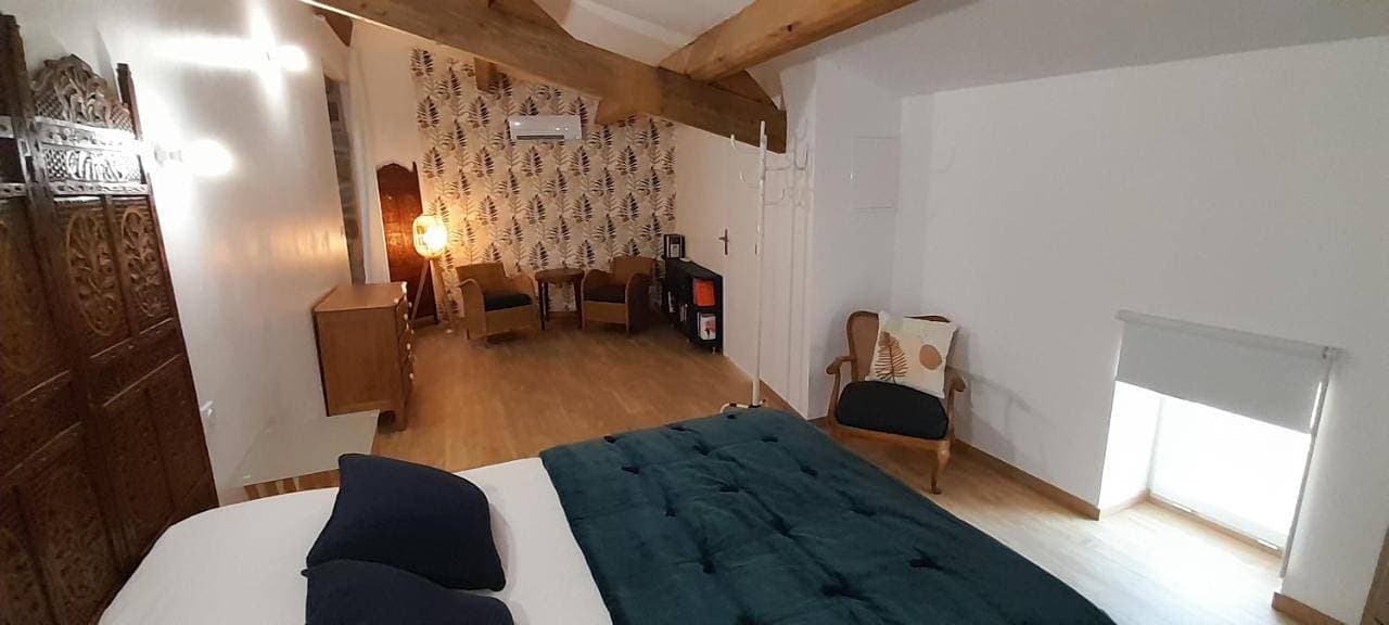 Foto 7 von 8: Three-Bedroom House