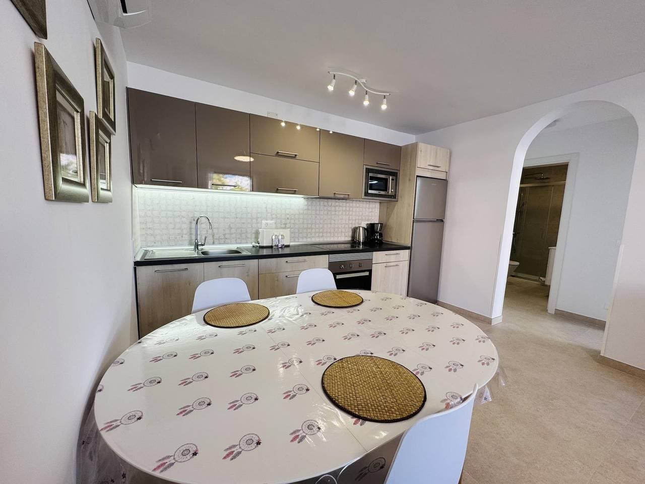Foto 7 von 31: Ferienwohnung für 3 Personen mit Pool
