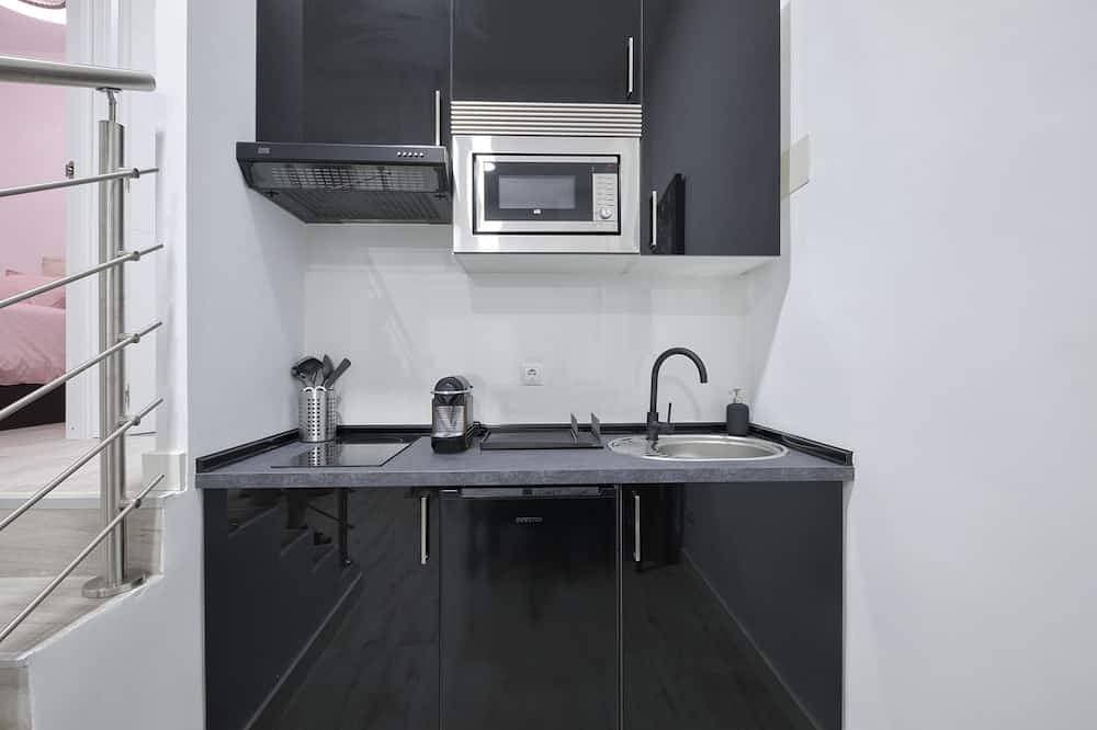 Foto 10 von 16: Apartamento Reformado, Atocha, Wifii, A/c, Smart TV