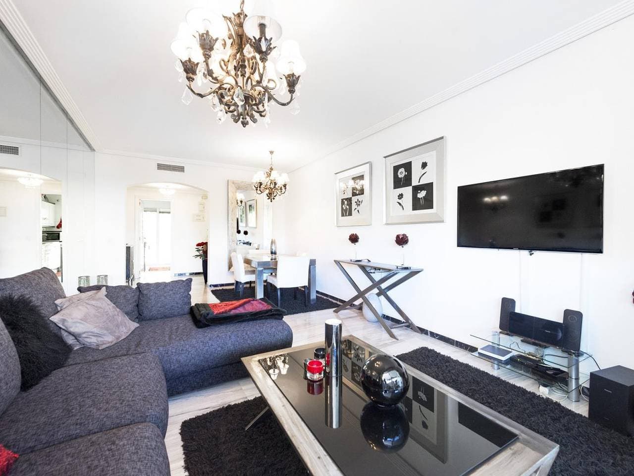 Foto 4 von 29: Ferienwohnung für 4 Personen mit Terrasse