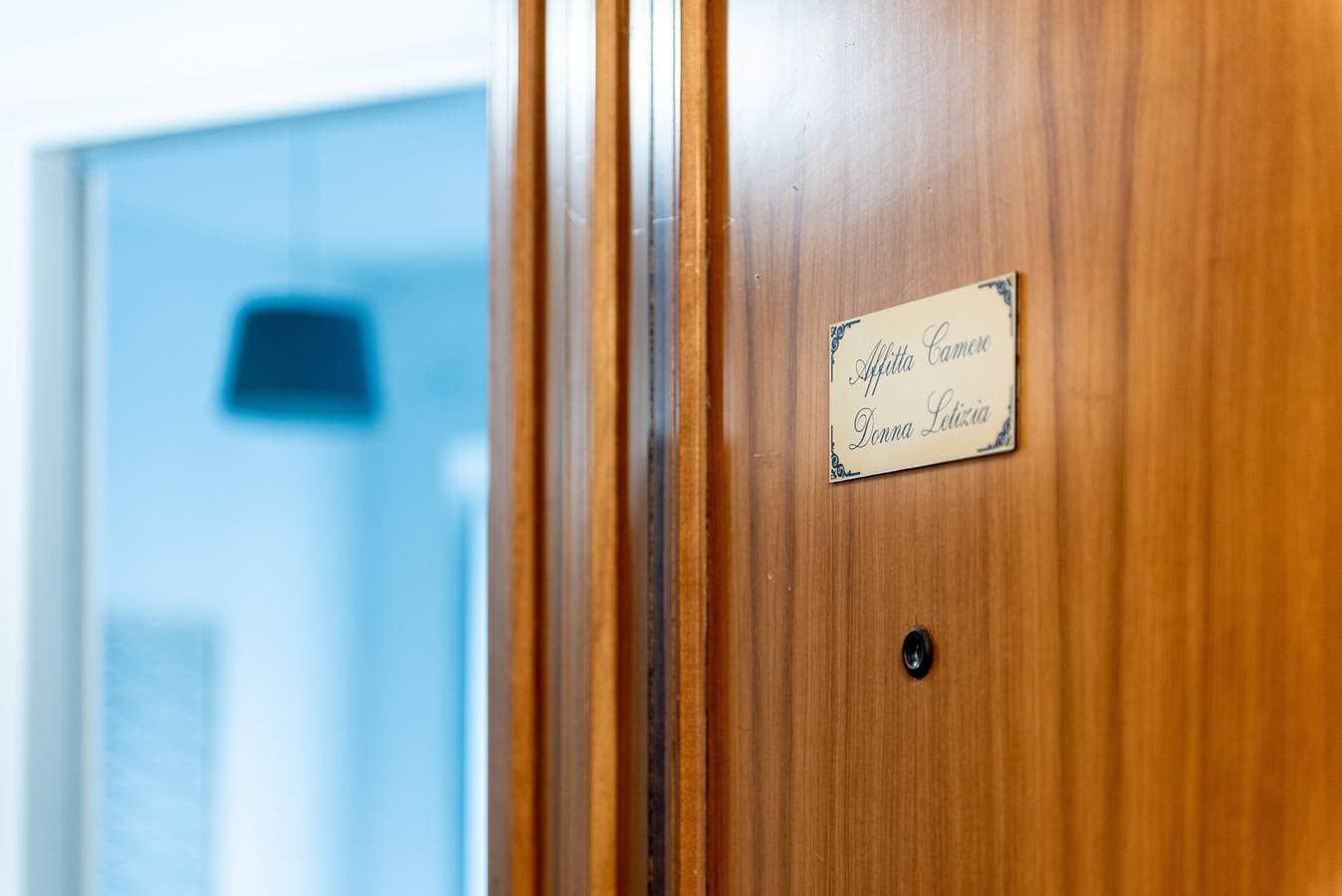 Foto 10 von 26: Zimmer 'Donna Letizia – Doppelzimmer' mit Balkon, WLAN und Klimaanlage