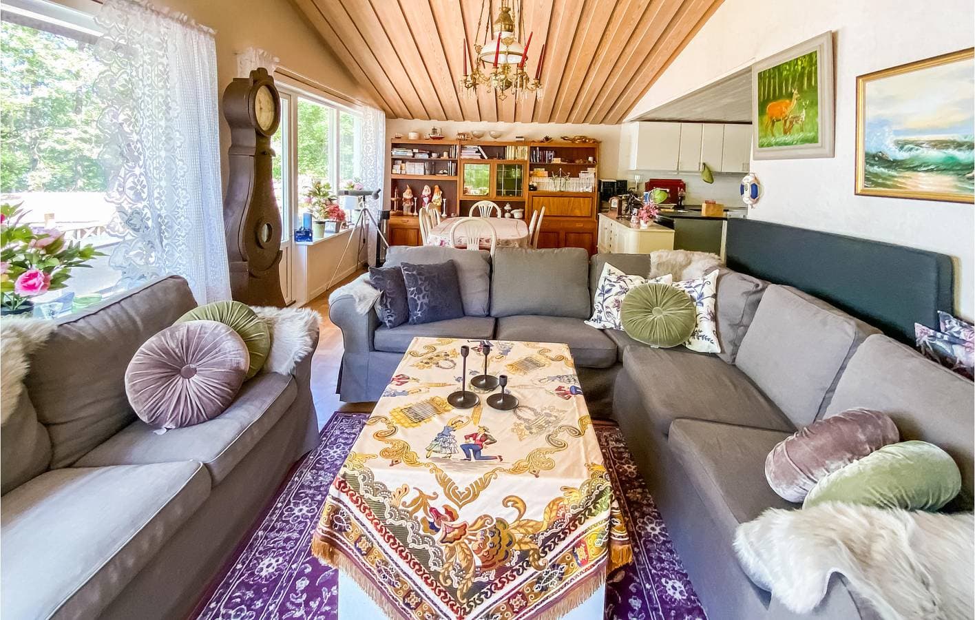 Foto 3 von 19: Ferienhaus für 8 Personen mit Seeblick