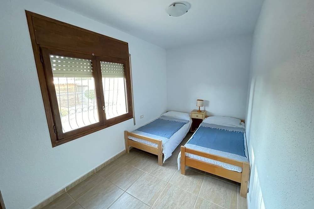 Foto 4 von 20: Pretty villa with swimming pool near the sea (200m)