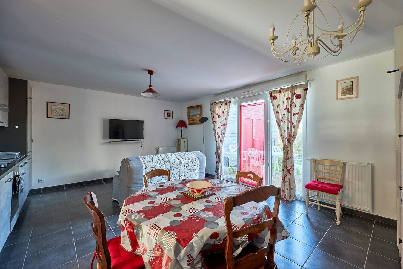 Foto 10 von 15: Ferienwohnung für 4 Personen mit Terrasse
