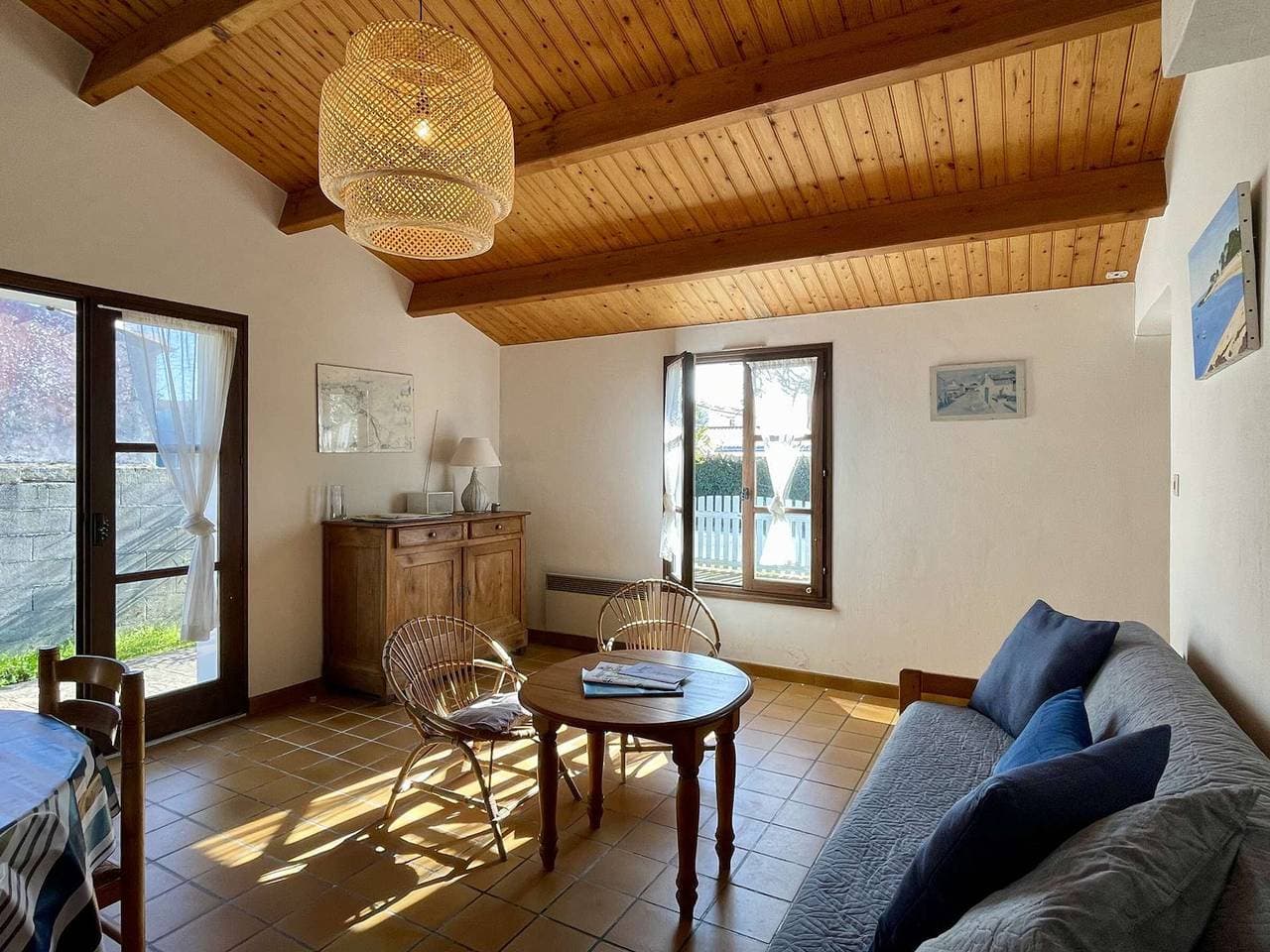 Foto 3 von 12: Gemütliches Haus mit Garten, Terrasse und Parkplatz, 4 Schlafplätze, in Strandnähe