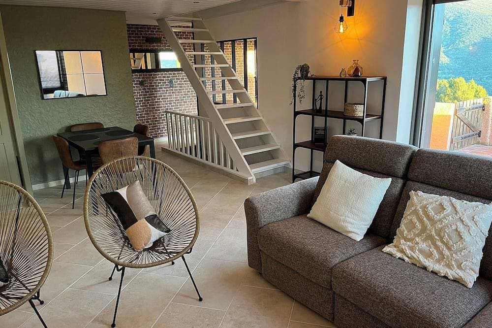 Foto 12 von 26: Large, air-conditioned country house with exceptional views, situated on the hillside.