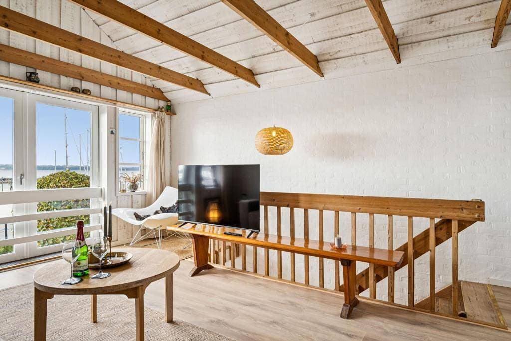 Foto 9 von 31: Exklusives Ferienhaus mit traumhaftem Blick auf den Yachthafen von Ebeltoft