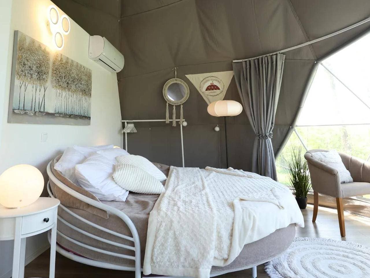 Foto 6 von 33: Tent