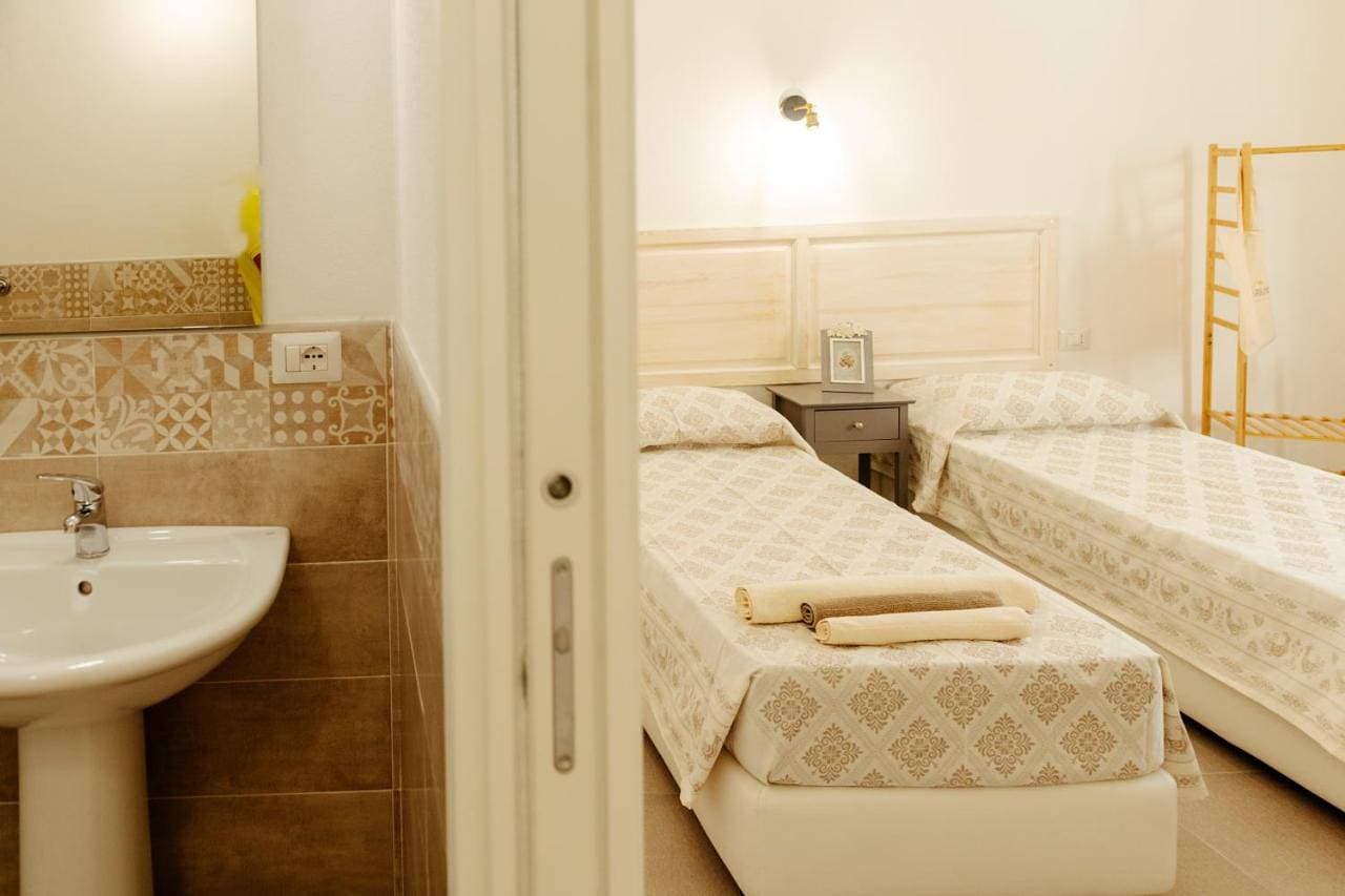 Foto 8 von 16: Double or Twin Room with Private Bathroom