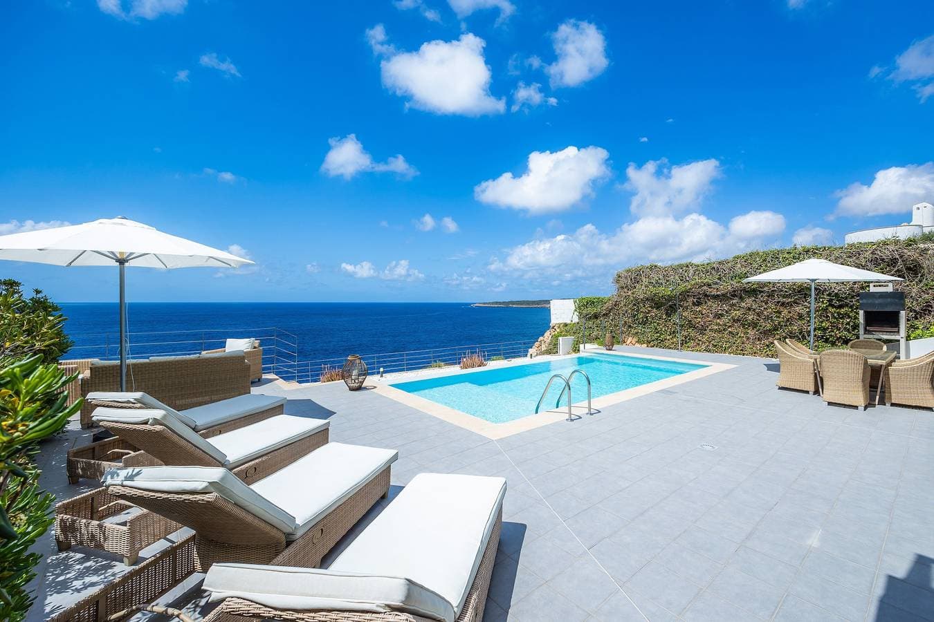 Foto 2 von 34: Villa 'Azul' mit Gemeinschaftspool, WLAN und Klimaanlage