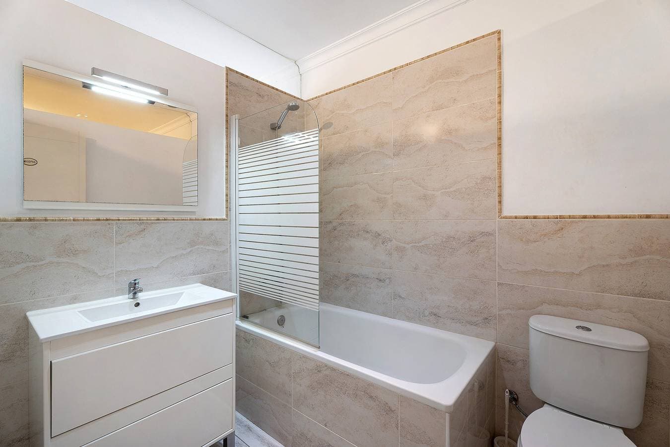 Foto 13 von 25: Ferienwohnung 'Orlando 103' mit Gemeinschaftspool, privater Terrasse und WLAN