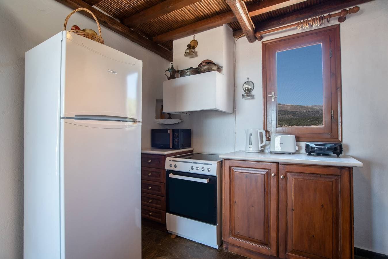 Foto 6 von 38: Black Sand Ferienhaus mit Meerblick und privater Terrasse