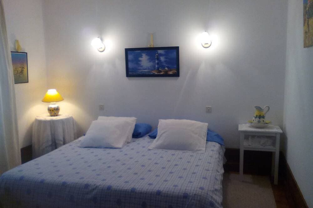 Foto 3 von 30: Traditionelles, baskisches Ferienhaus mit Swimmingpool und Sommerküche